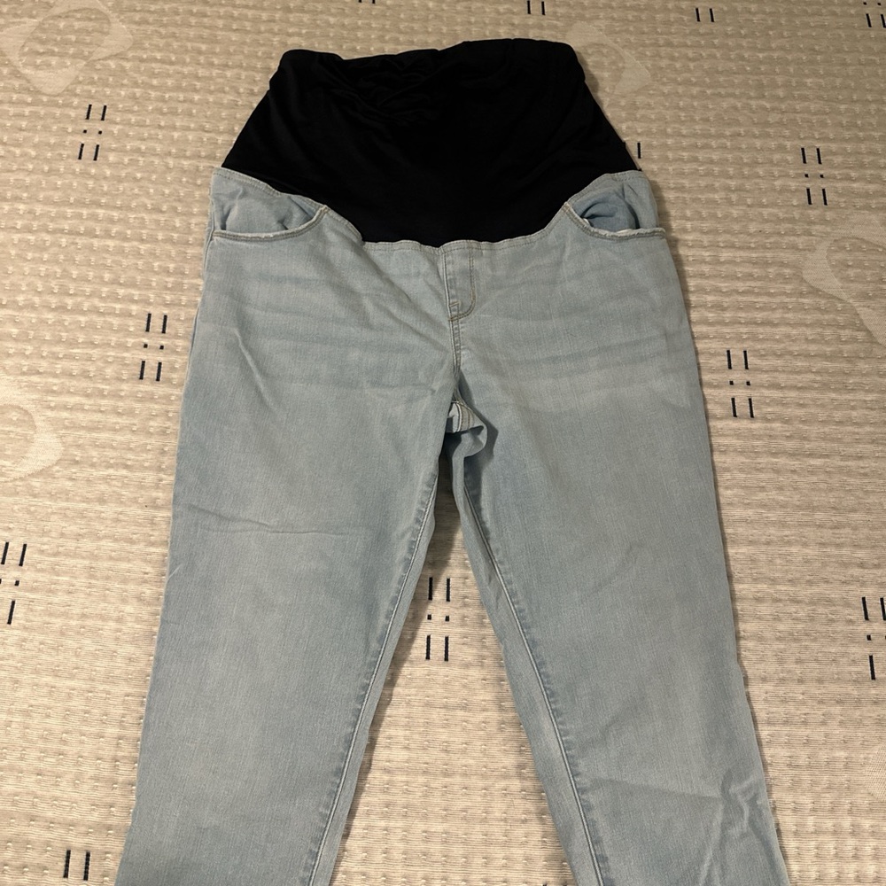 Isabel Maternity by Ingrid & Isabel Light Blue Skinny Jeans